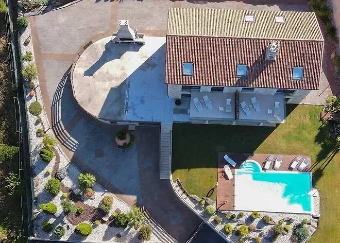 A Ballenera De Caneliñas Pensión Cee