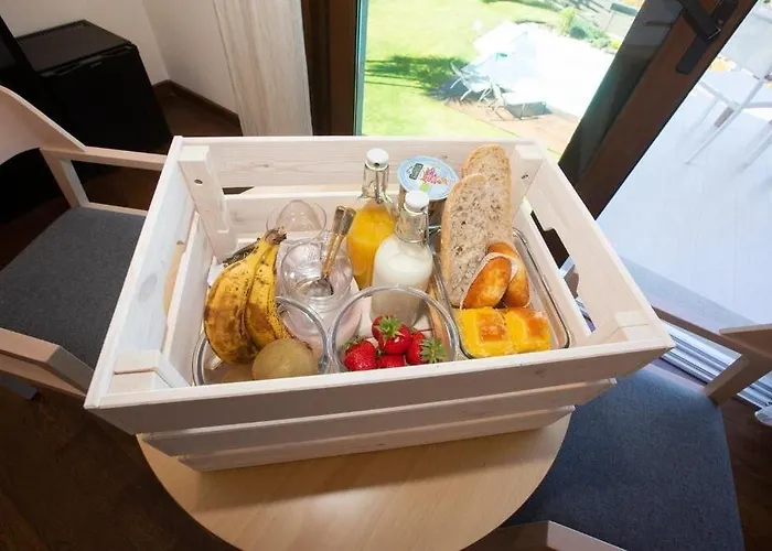 A Ballenera De Caneliñas Cee