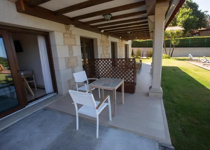 A Ballenera De Canelinas Πανσιόν