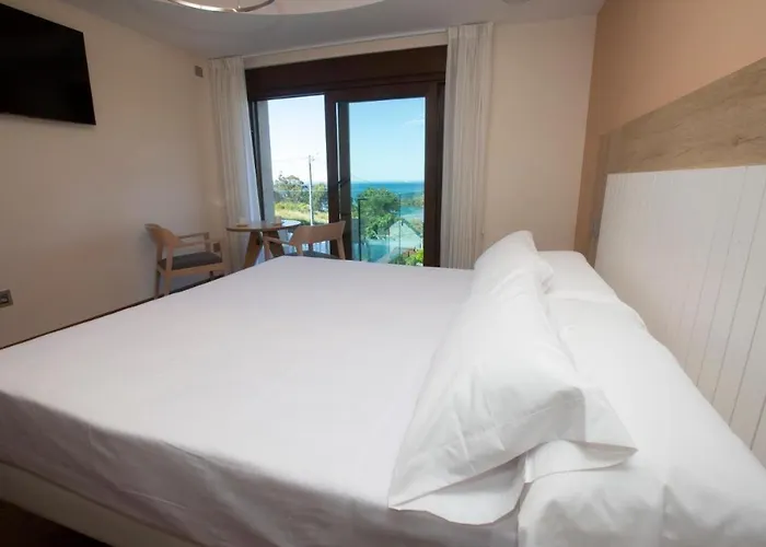 בית הארחה A Ballenera De Canelinas 4*