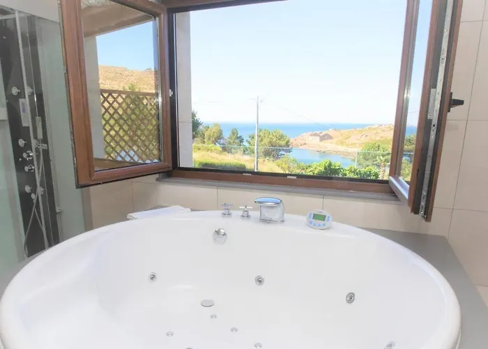 A Ballenera De Canelinas בית הארחה