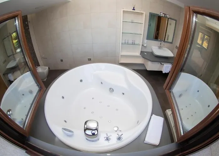 A Ballenera De Canelinas 4* צה